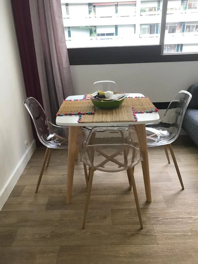Lägenhet Grand Studio Fonctionnel, Calme Et Ensoleille Paris