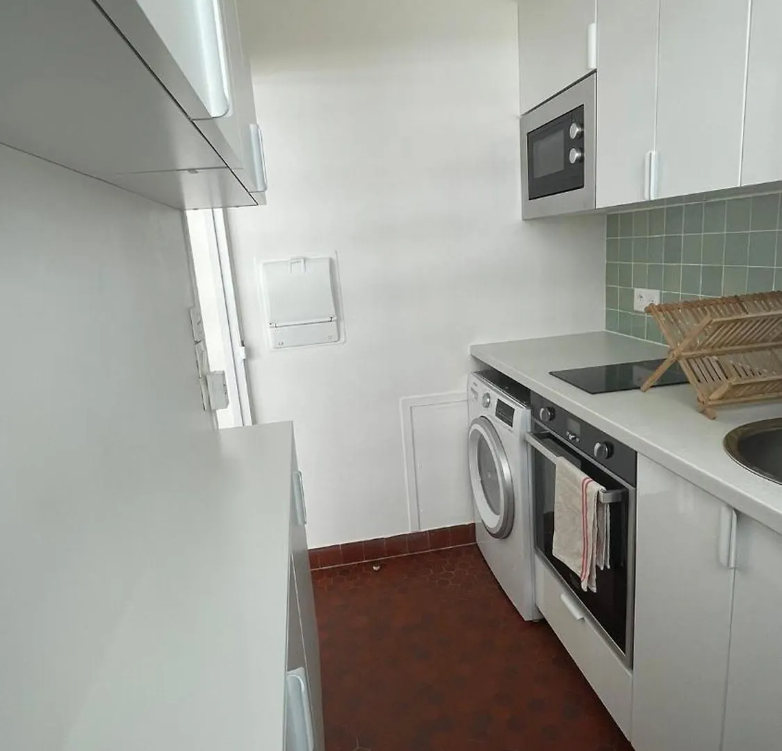 Grand Studio Fonctionnel, Calme Et Ensoleille Paris Lägenhet